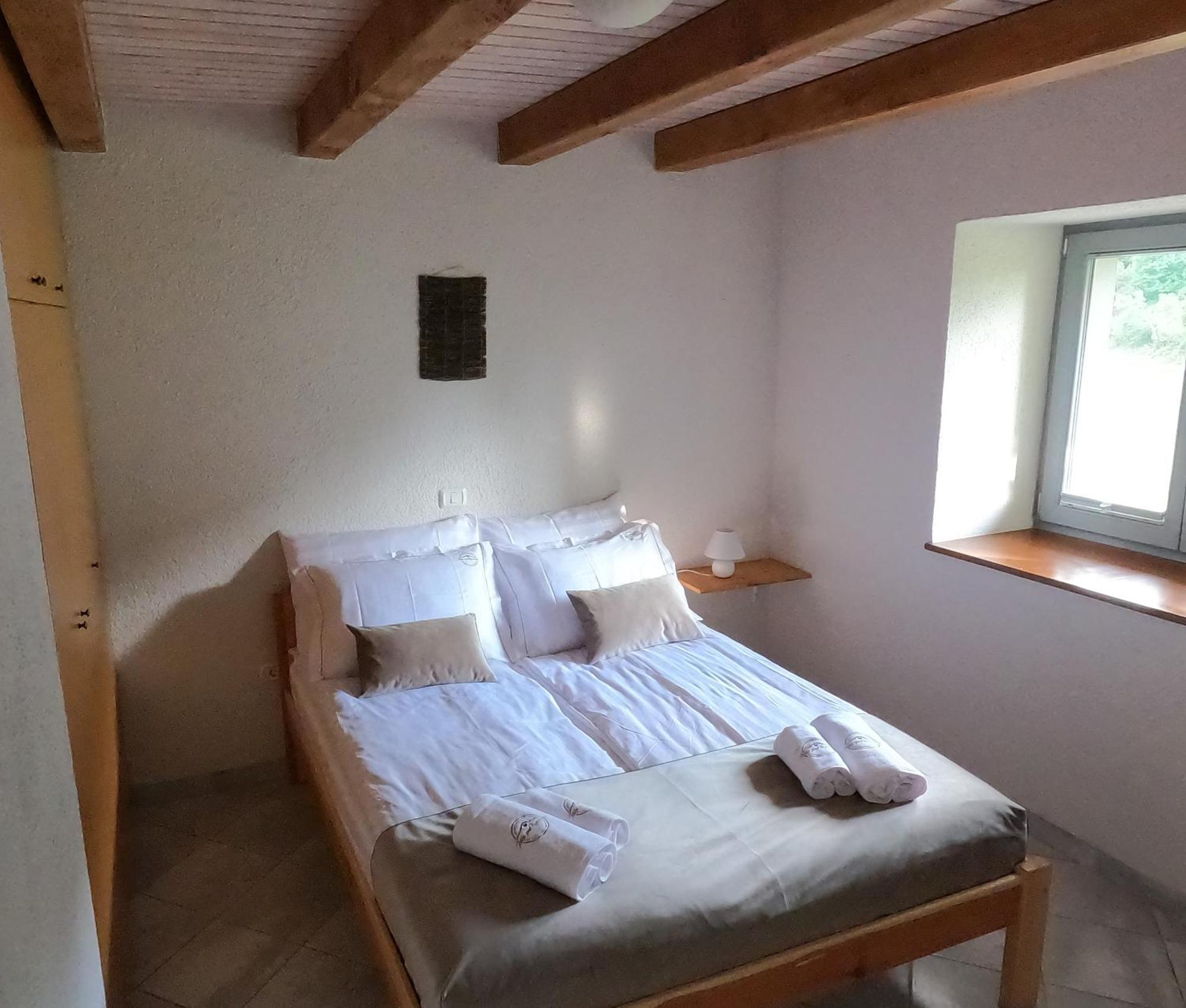 Guesthouse Idila Pod Nanosom Senozece Eksteriør bilde
